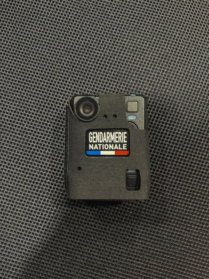 Poche camera piéton – Tapir Equipements